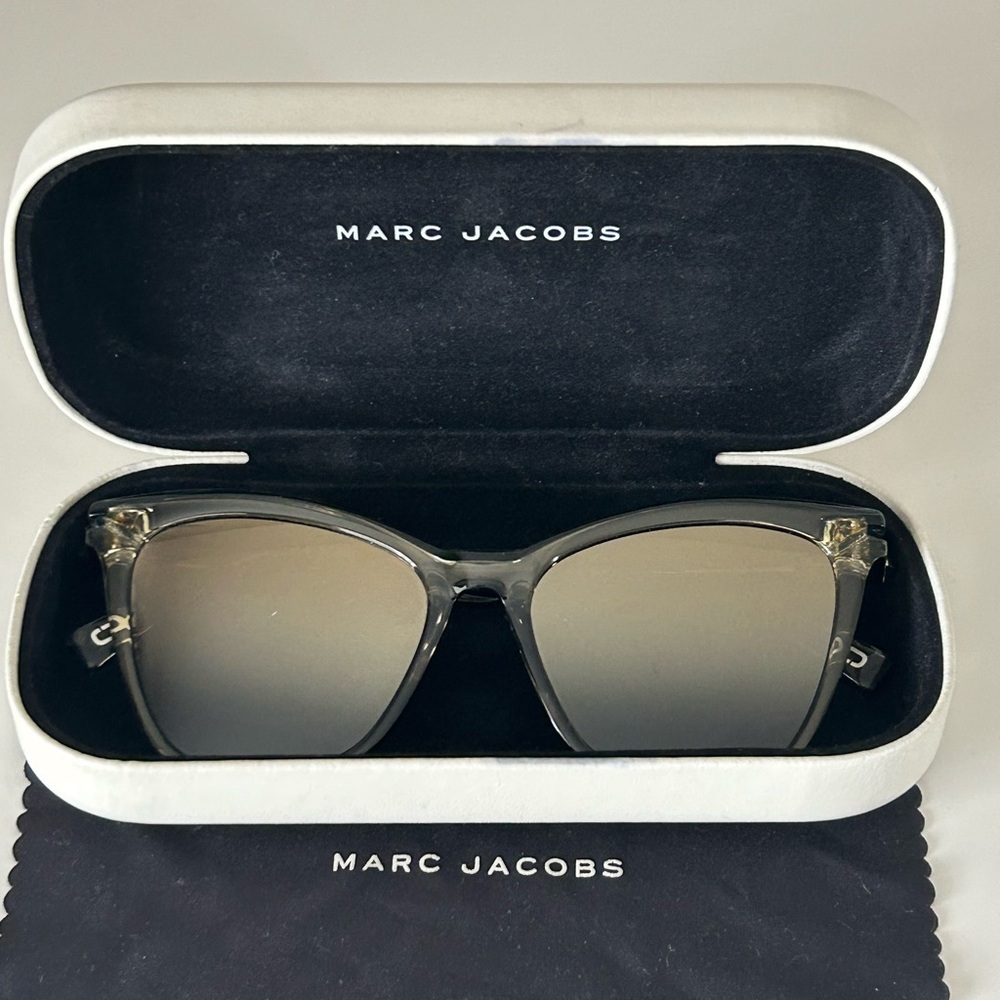 Marc Jacobs Black Sunglasses